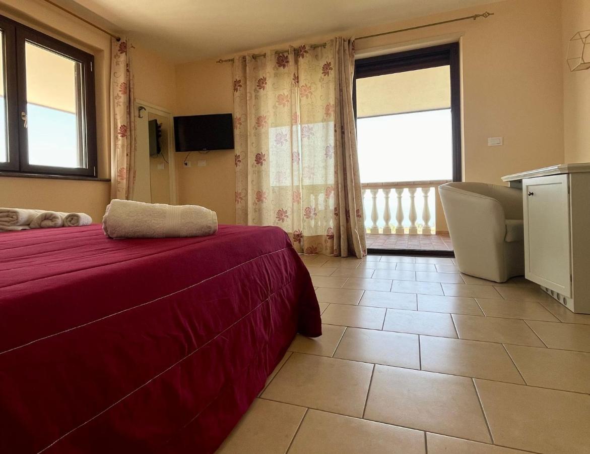 Hotel Residenza Domus Aurea Tropea- Vista Mare à Santa Domenica  Extérieur photo