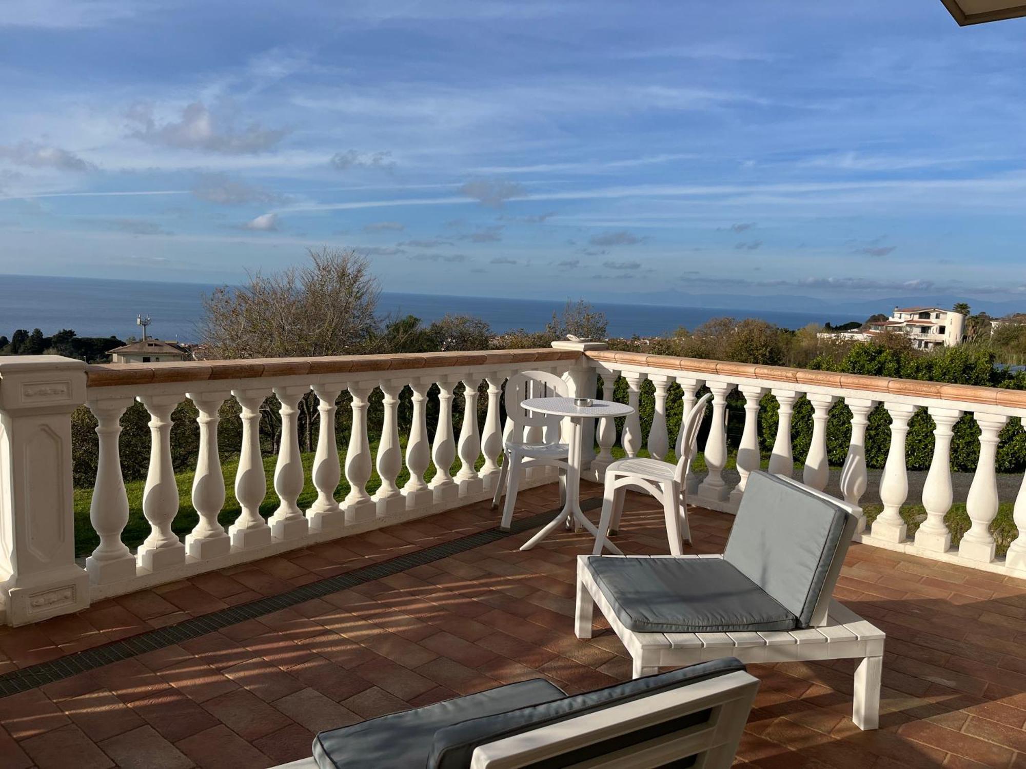 Hotel Residenza Domus Aurea Tropea- Vista Mare à Santa Domenica  Extérieur photo