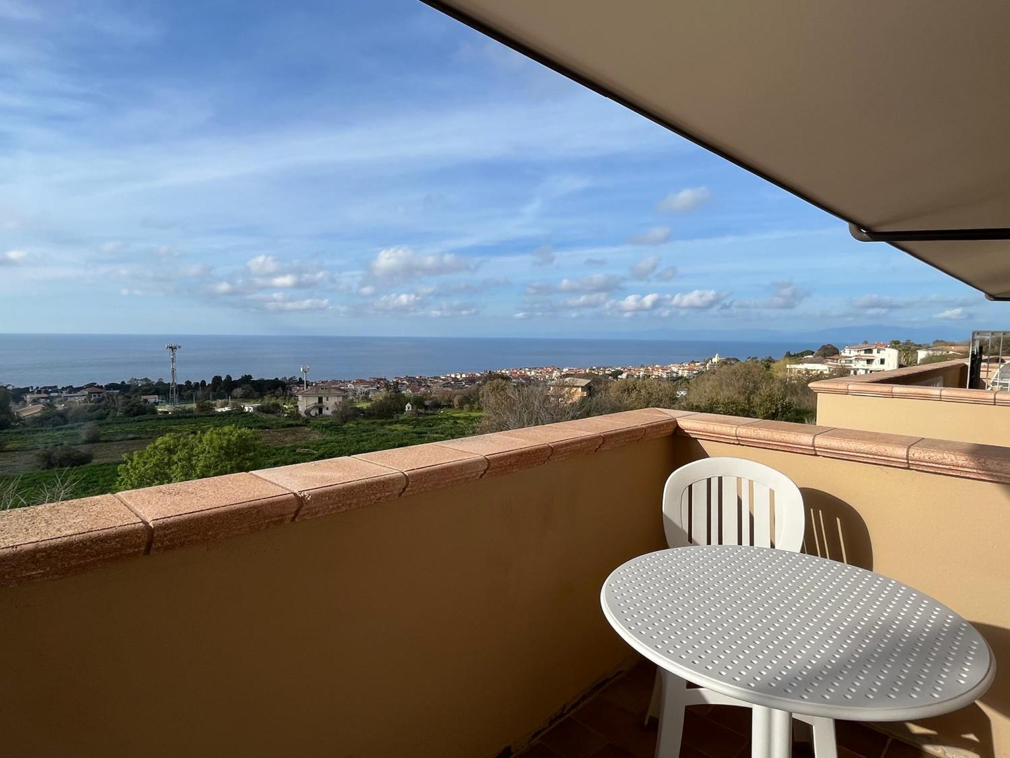 Hotel Residenza Domus Aurea Tropea- Vista Mare à Santa Domenica  Extérieur photo