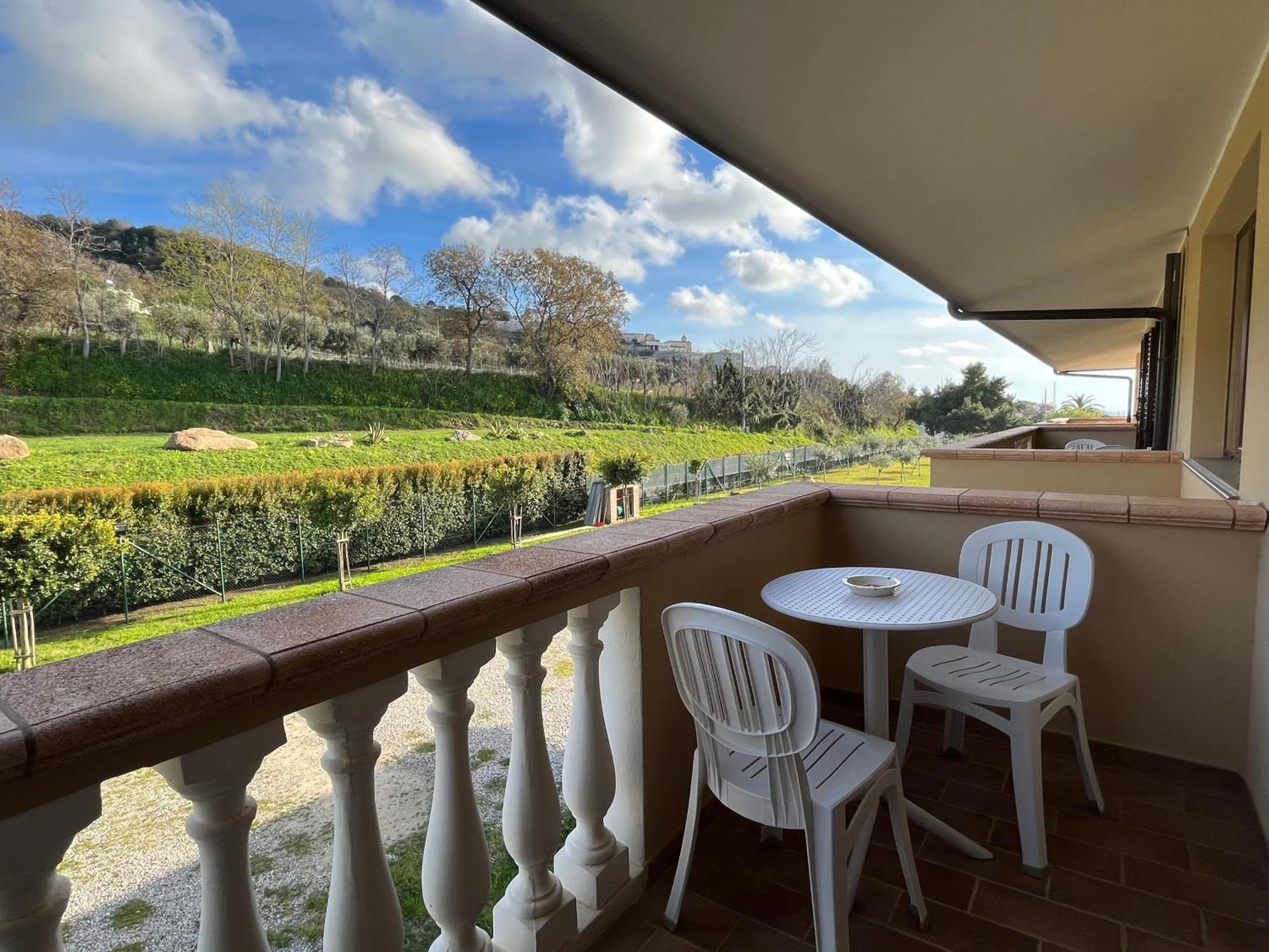Hotel Residenza Domus Aurea Tropea- Vista Mare à Santa Domenica  Extérieur photo